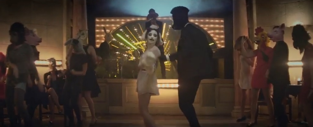 Shannon Woodley dancing with the zebra at The Kangaroo Court