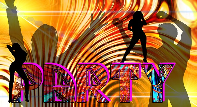 silhouette-66691_640