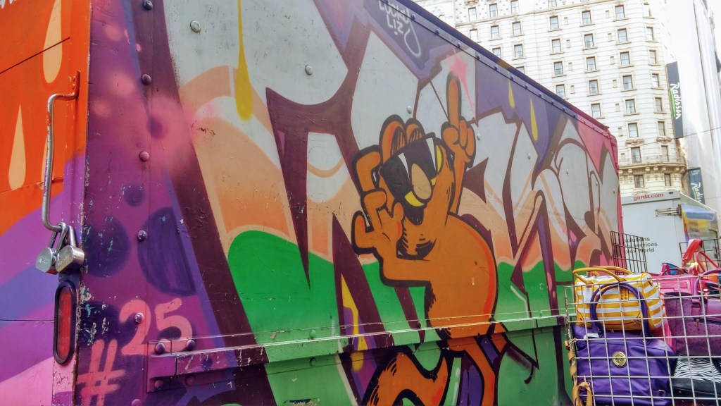 wane cod lucky liz garfield graffiti