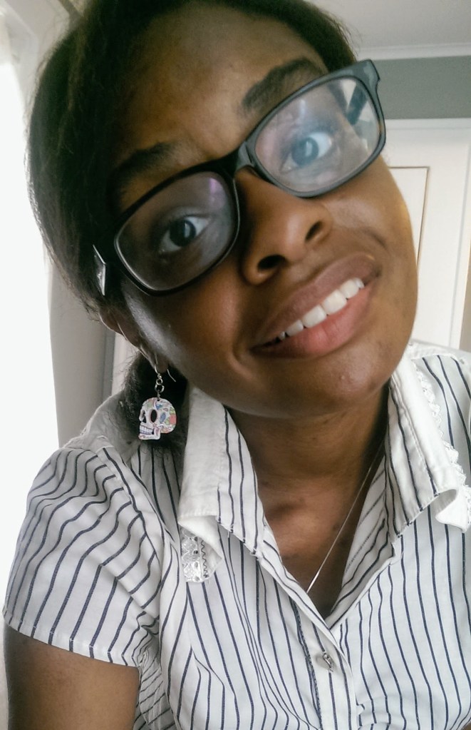 green tree jewelry skull earrings