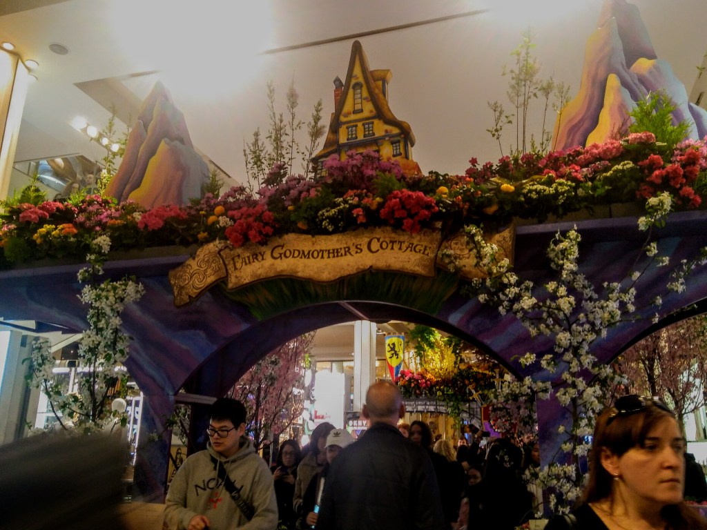 macy's flower show godmothers cottage